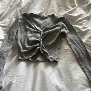 Long sleeve cropped top
